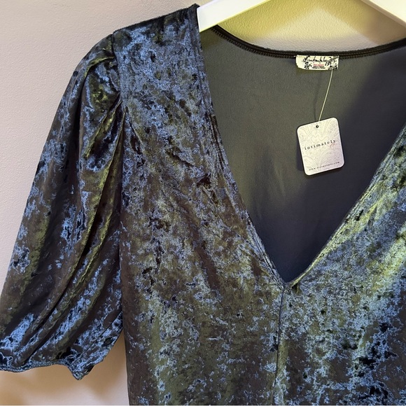 Intimately Free FP~ new ~ Don’t You Wish Velvet Bodysuit in Sunflower Seed ~XL - Picture 4 of 15